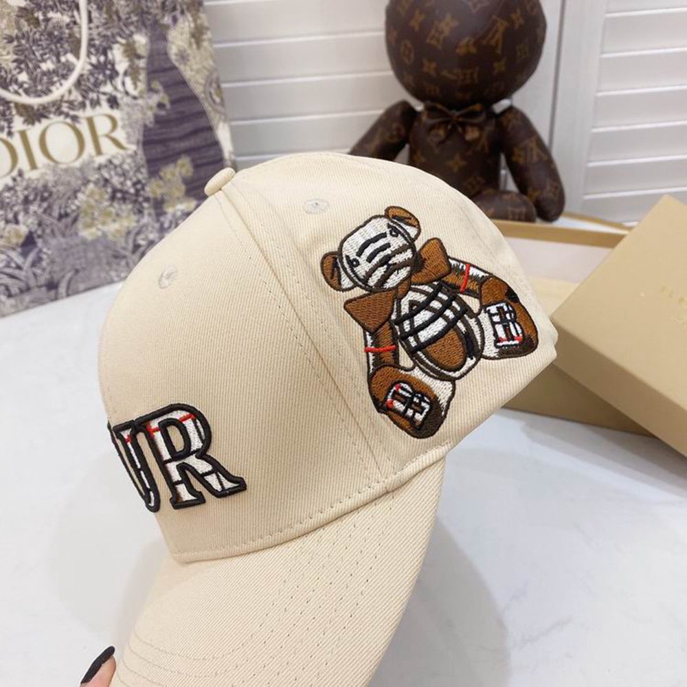 Bv*b*rry Hat